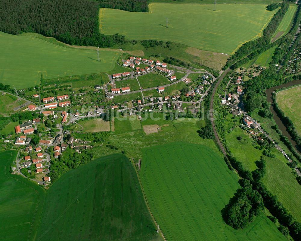 Luftbild Wolfsgefärth - Dorfkern am Feldrand in Wolfsgefärth im Bundesland Thüringen, Deutschland