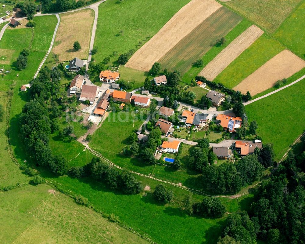 Wüstenrot aus der Vogelperspektive: Dorfkern am Feldrand in Wüstenrot im Bundesland Baden-Württemberg, Deutschland