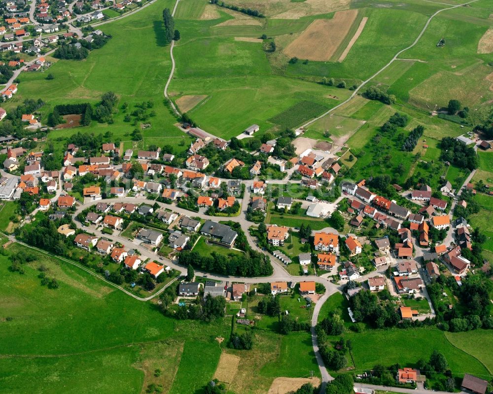 Wüstenrot von oben - Dorfkern am Feldrand in Wüstenrot im Bundesland Baden-Württemberg, Deutschland