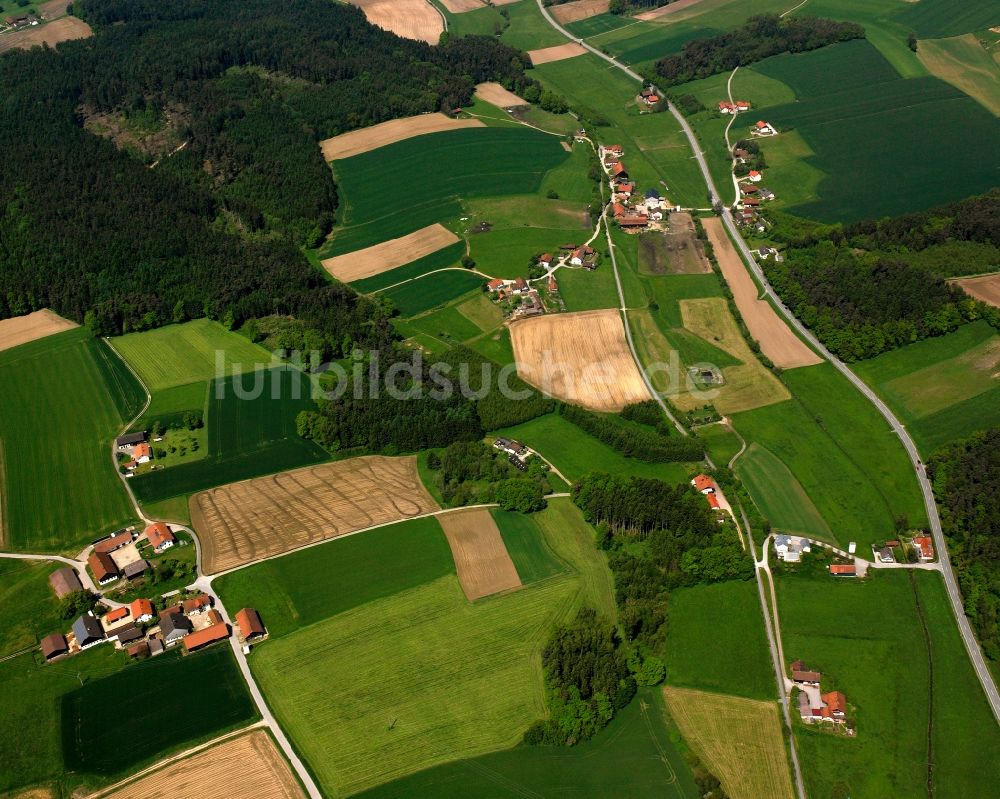 Luftbild Zwilling - Dorfkern am Feldrand in Zwilling im Bundesland Bayern, Deutschland