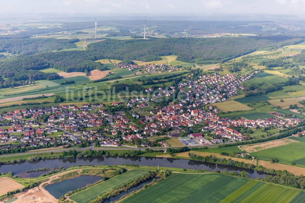 Viereth-Trunstadt von oben - Dorfkern an den Fluss- Uferbereichen des Main in Viereth-Trunstadt im Bundesland Bayern, Deutschland