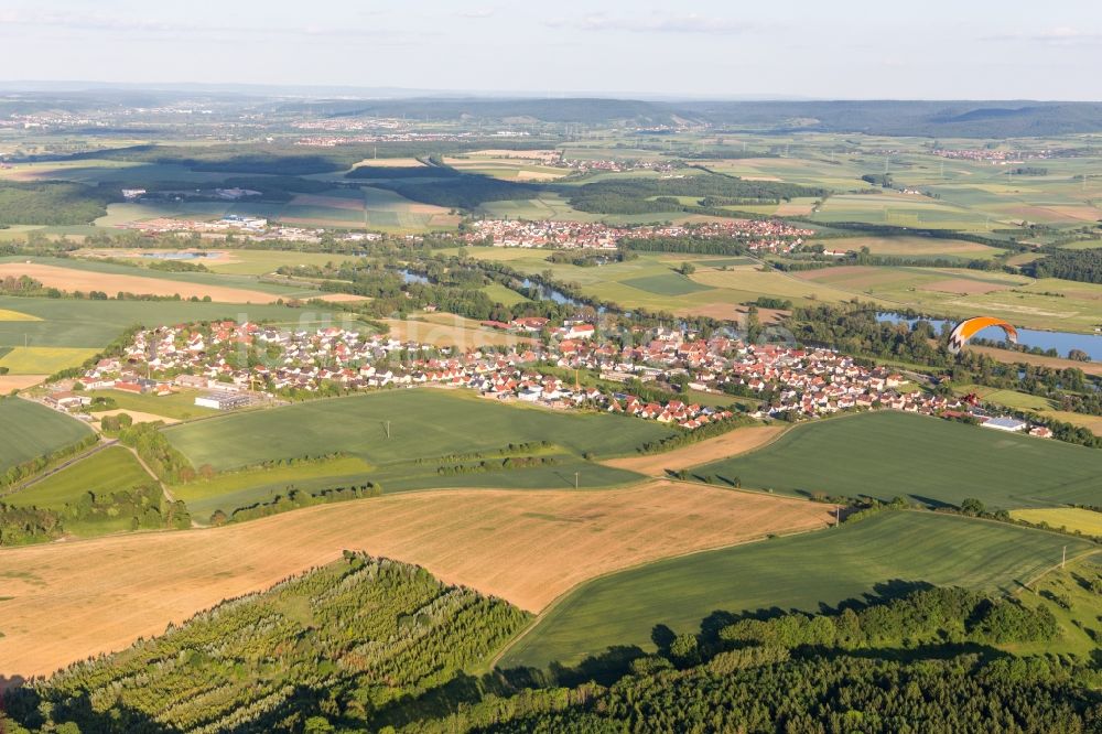 Luftbild Obertheres - Dorfkern an den Fluss- Uferbereichen in Obertheres im Bundesland Bayern, Deutschland