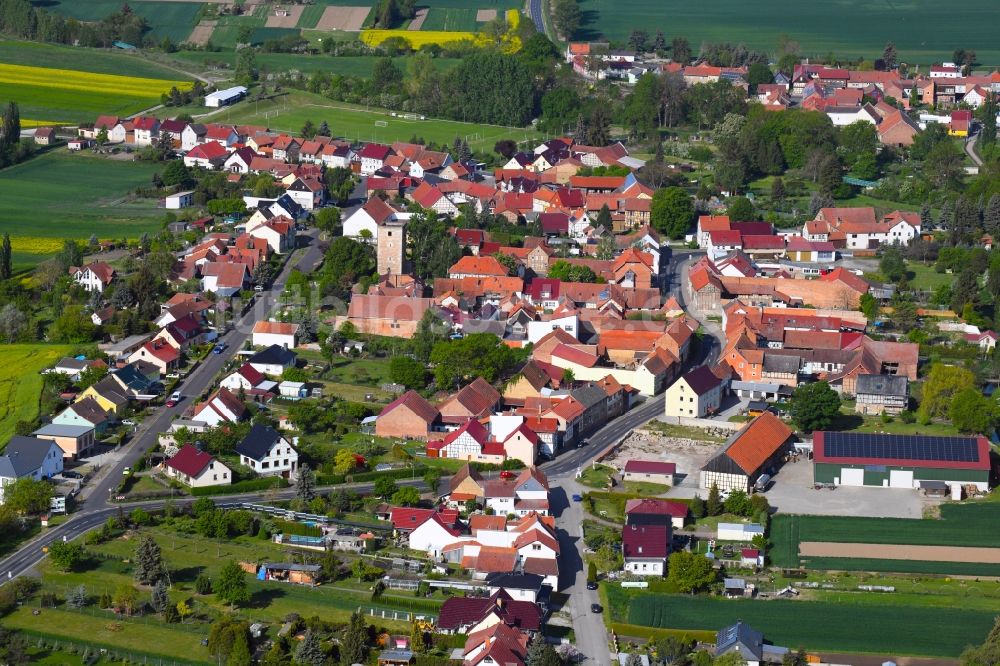 Grabe von oben - Dorfkern in Grabe im Bundesland Thüringen, Deutschland