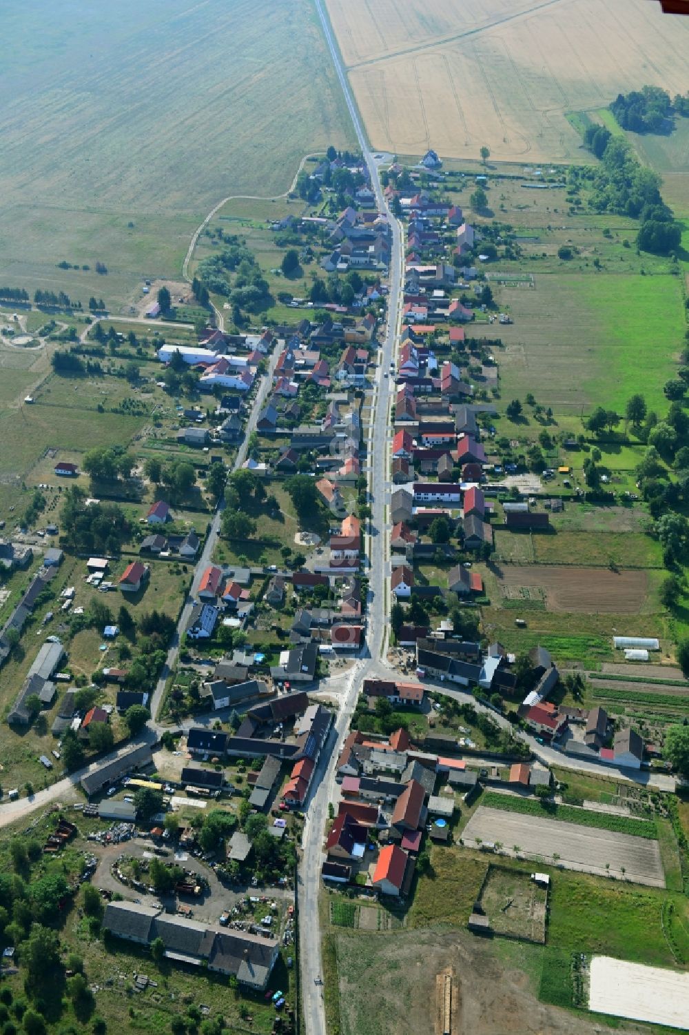 Luftaufnahme Groß Briesen - Dorfkern in Groß Briesen im Bundesland Brandenburg, Deutschland