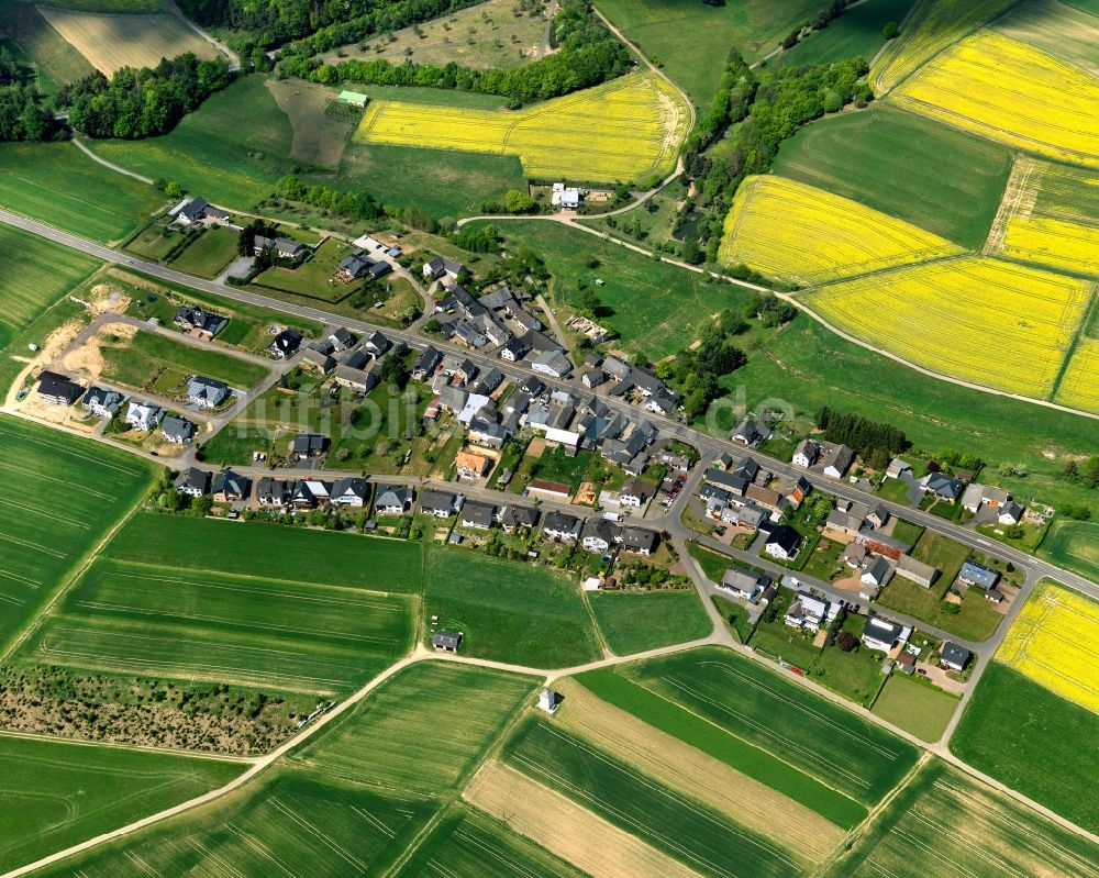 Luftbild Herresbach, Döttingen - Dorfkern in Herresbach, Döttingen im Bundesland Rheinland-Pfalz