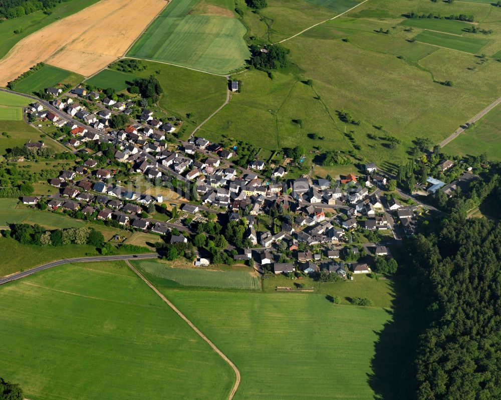 Hirschberg aus der Vogelperspektive: Dorfkern in Hirschberg im Bundesland Rheinland-Pfalz