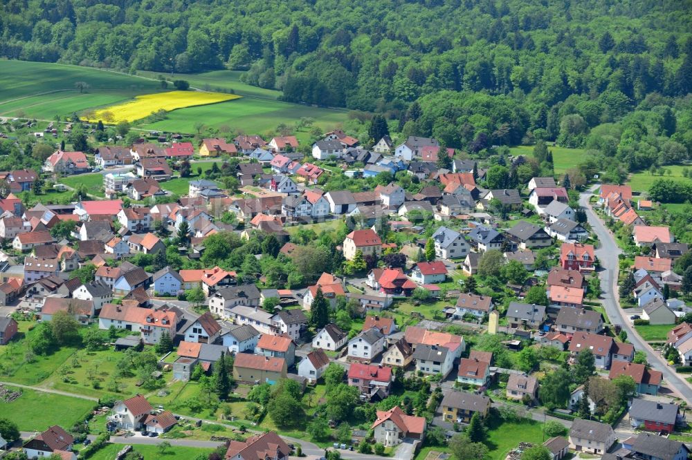 Luftaufnahme Karbach - Dorfkern in Karbach im Bundesland Bayern