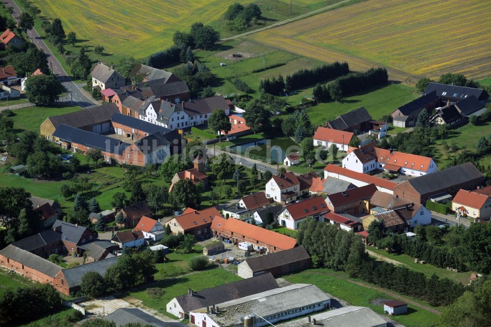 Luftaufnahme Kerzendorf - Dorfkern in Kerzendorf im Bundesland Sachsen-Anhalt