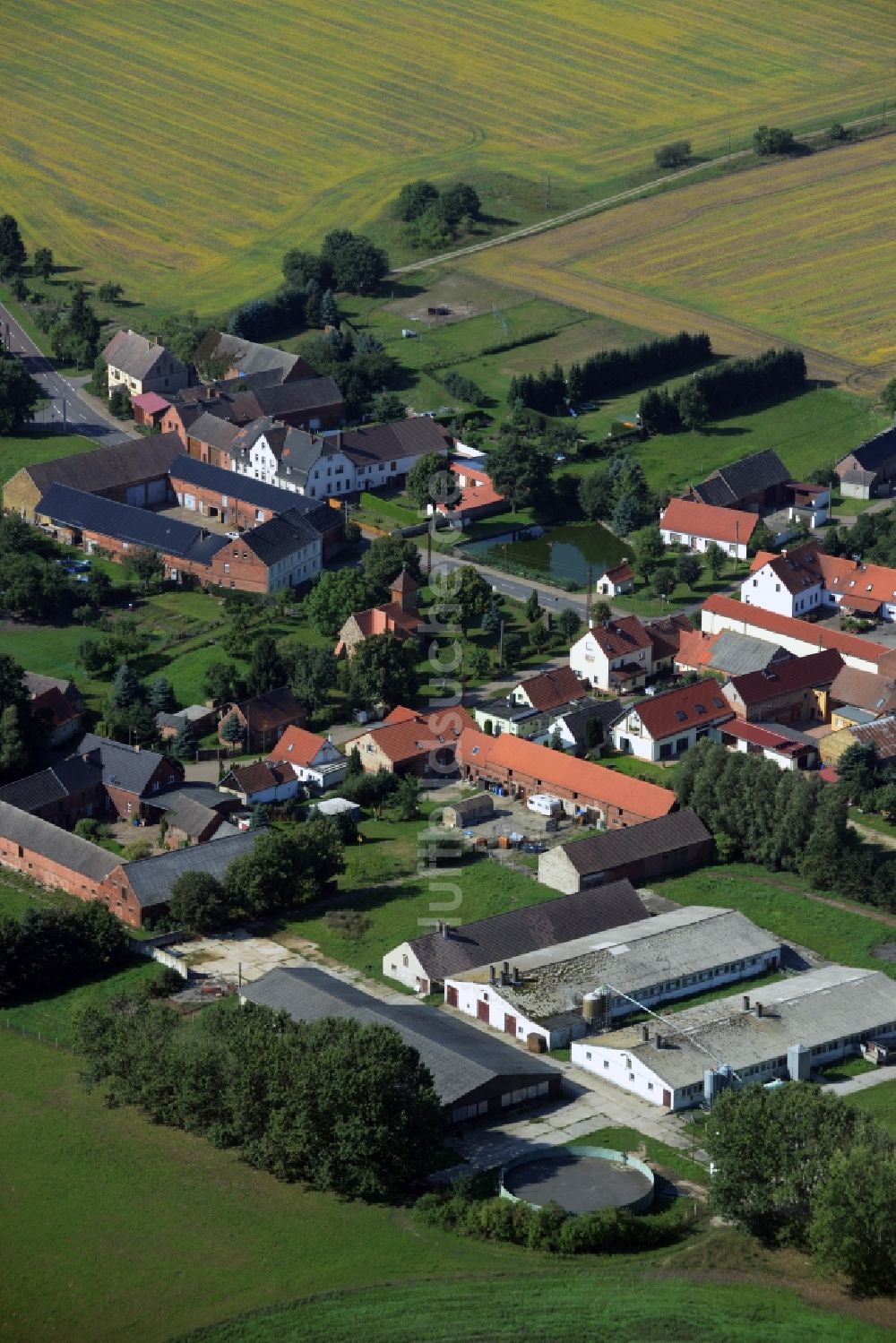 Kerzendorf von oben - Dorfkern in Kerzendorf im Bundesland Sachsen-Anhalt