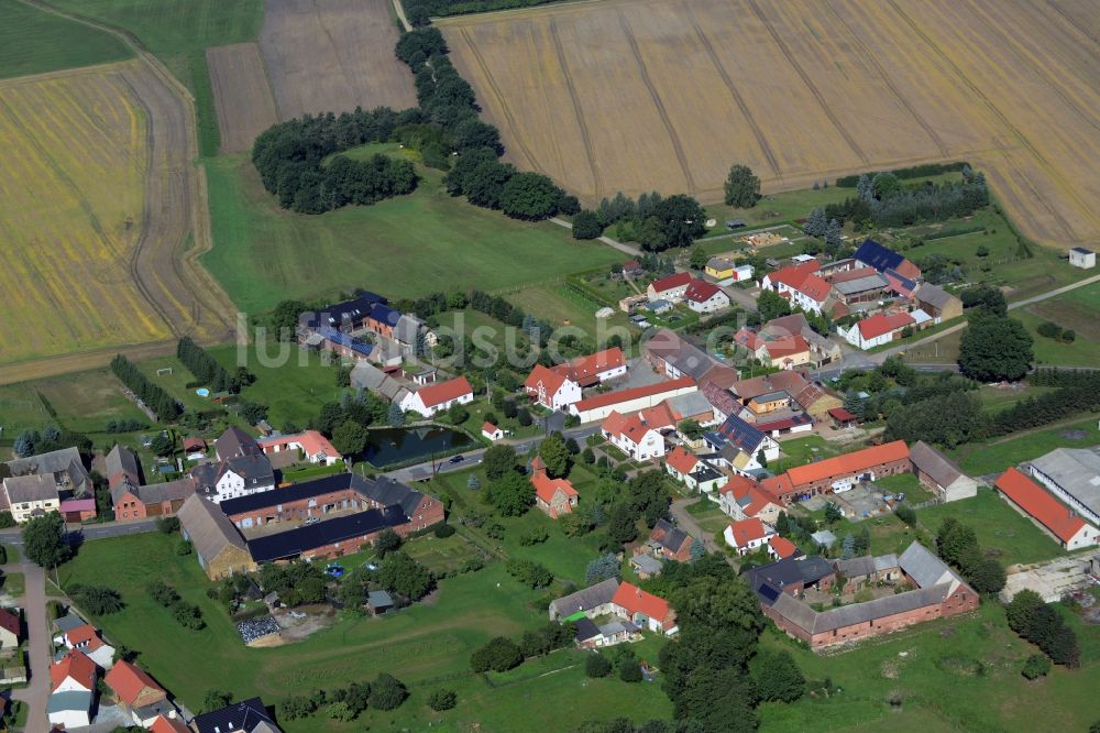 Luftaufnahme Kerzendorf - Dorfkern in Kerzendorf im Bundesland Sachsen-Anhalt