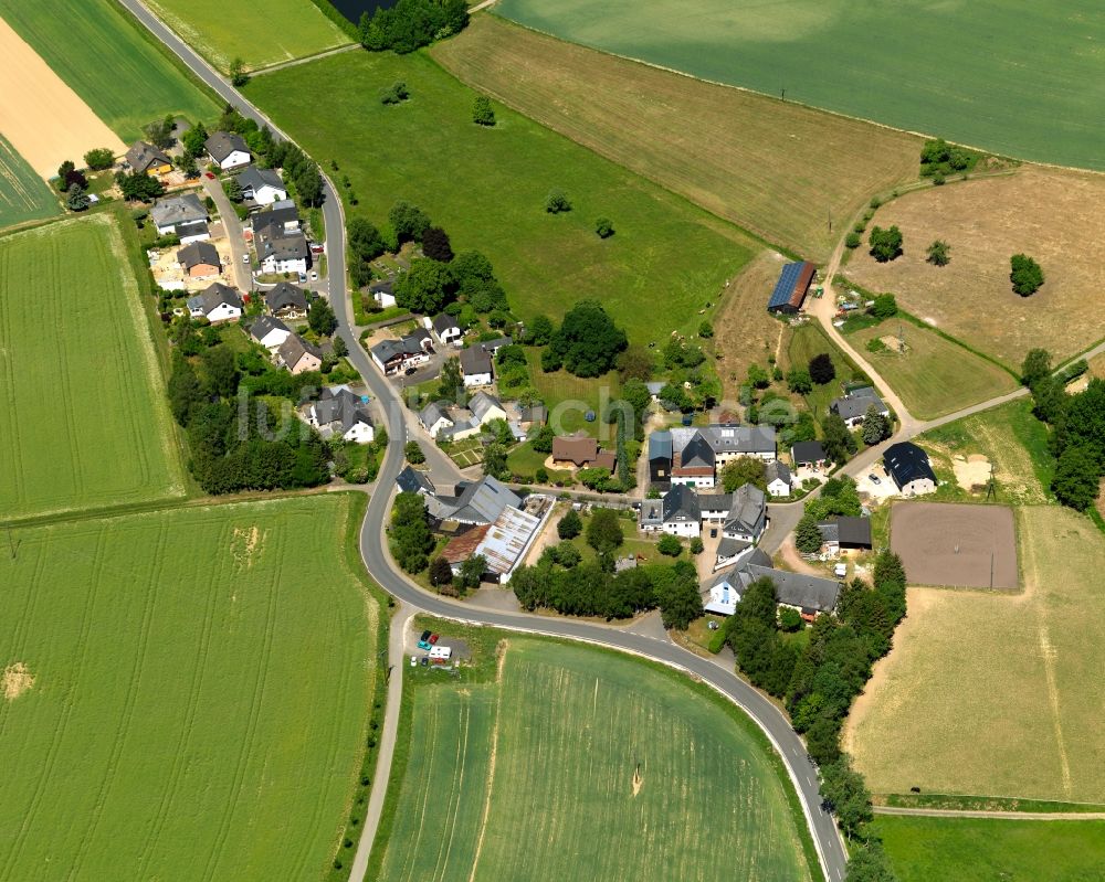 Luftbild Kleinweidelbach, Rheinböllen - Dorfkern in Kleinweidelbach, Rheinböllen im Bundesland Rheinland-Pfalz