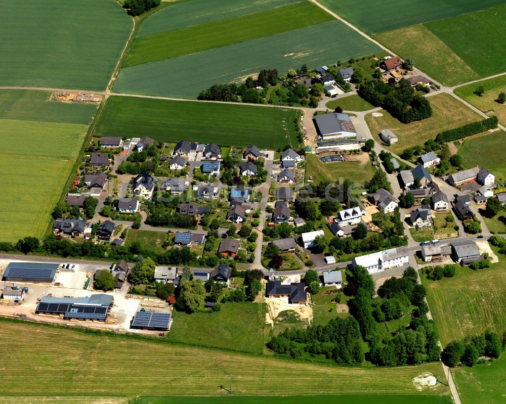 Klosterkumbd von oben - Dorfkern in Klosterkumbd im Bundesland Rheinland-Pfalz