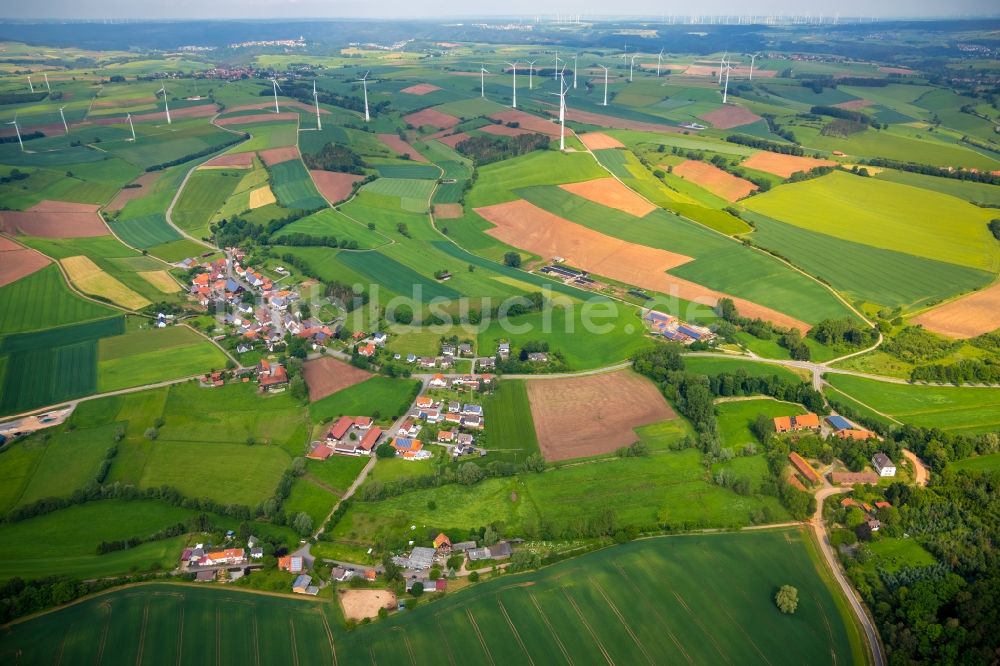 Kohlgrund aus der Vogelperspektive: Dorfkern in Kohlgrund im Bundesland Hessen, Deutschland