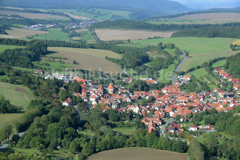 Kreuzebra aus der Vogelperspektive: Dorfkern in Kreuzebra im Bundesland Thüringen