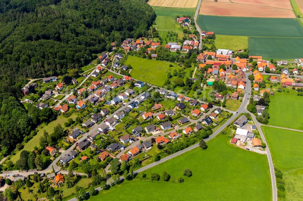 Lengefeld von oben - Dorfkern in Lengefeld im Bundesland Hessen, Deutschland