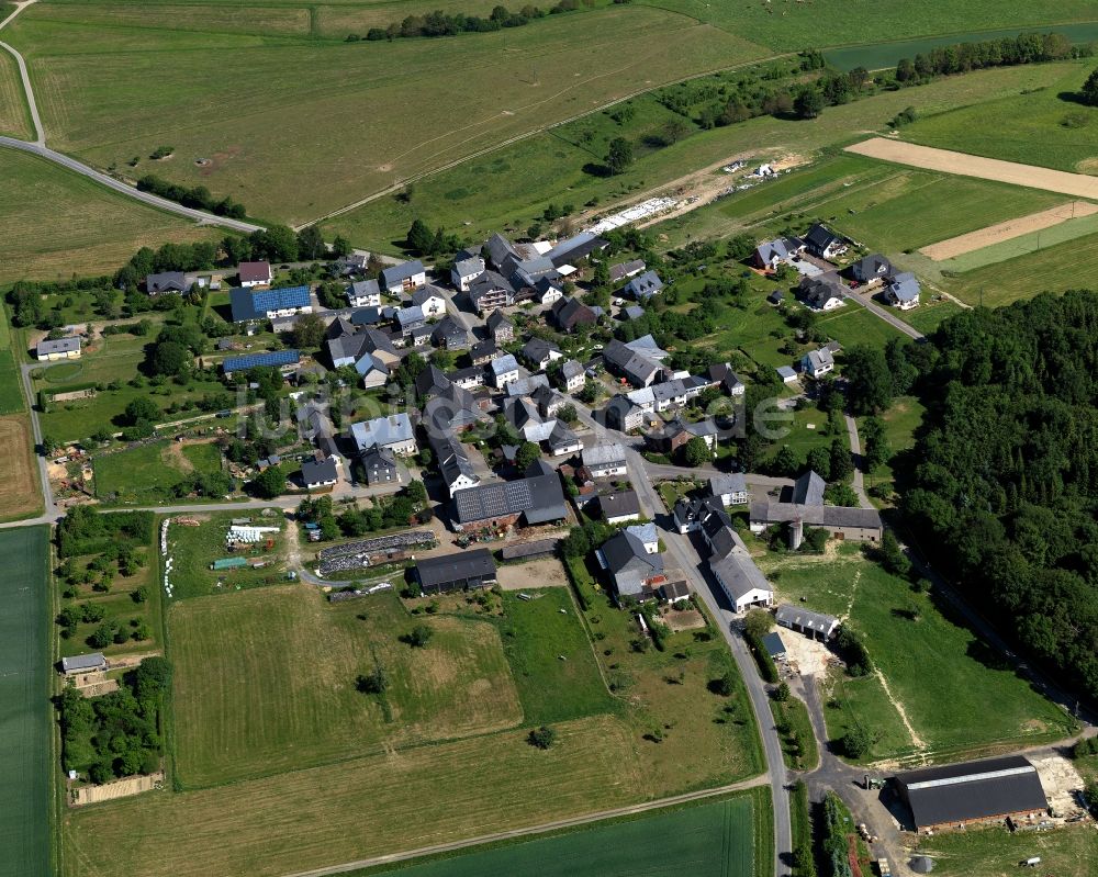 Maitzborn von oben - Dorfkern in Maitzborn im Bundesland Rheinland-Pfalz