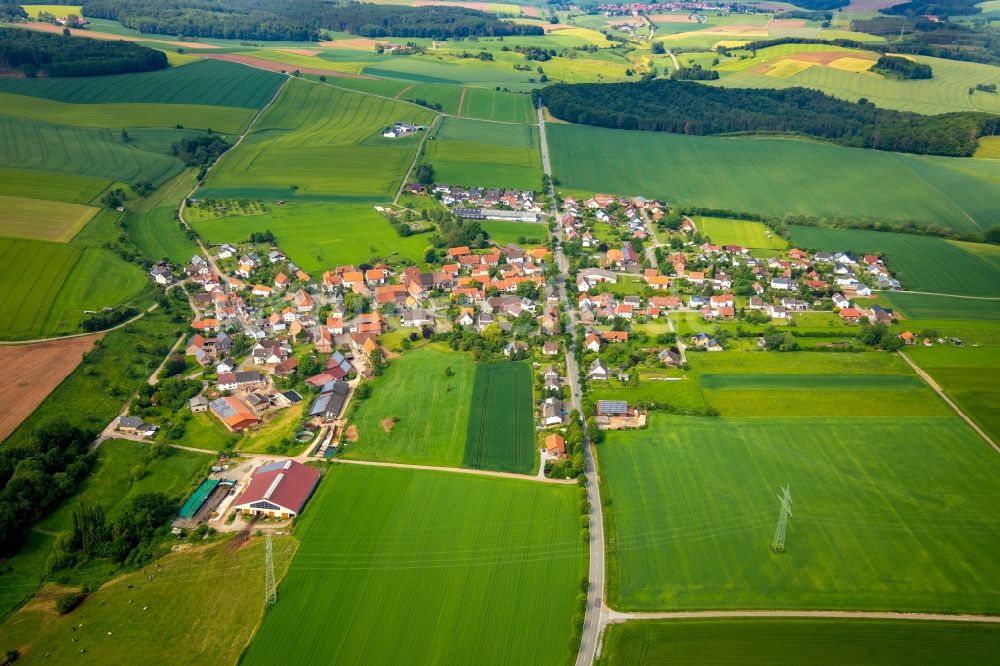 Luftbild Massenhausen - Dorfkern in Massenhausen im Bundesland Hessen, Deutschland