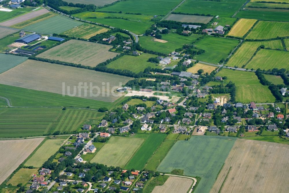 Luftbild Nieblum - Dorfkern am Meeres- Küstenbereich der Nordsee im Ortsteil Goting in Nieblum im Bundesland Schleswig-Holstein