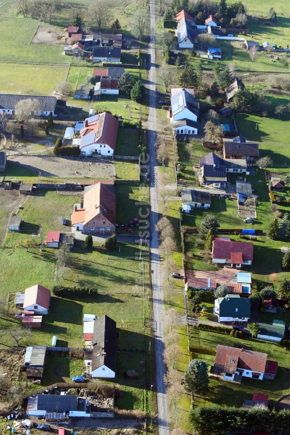 Neulüdersdorf von oben - Dorfkern in Neulüdersdorf im Bundesland Brandenburg, Deutschland