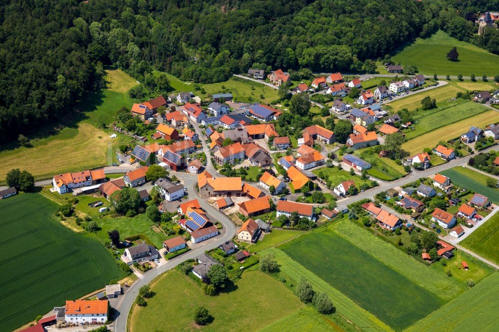 Nieder-Ense aus der Vogelperspektive: Dorfkern in Nieder-Ense im Bundesland Hessen, Deutschland