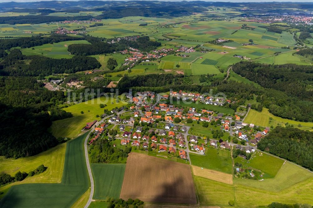 Obernburg aus der Vogelperspektive: Dorfkern in Obernburg im Bundesland Hessen, Deutschland