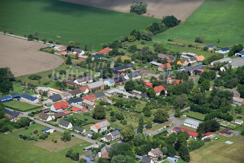 Luftbild Pröttlin - Dorfkern in Pröttlin im Bundesland Brandenburg, Deutschland