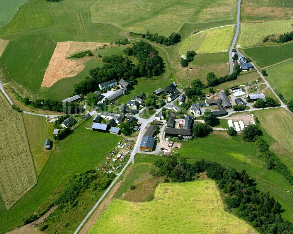 Luftaufnahme Oberhartmannsreuth - Dorfkern am Rande des Kraftwerkes in Oberhartmannsreuth im Bundesland Bayern, Deutschland