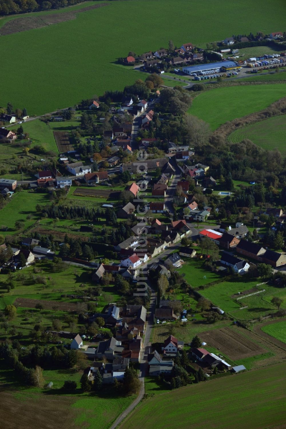 Retzau von oben - Dorfkern von Retzau im Bundesland Sachsen-Anhalt