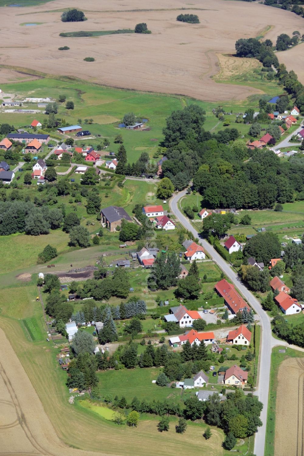 Rumpshagen, Ankershagen aus der Vogelperspektive: Dorfkern in Rumpshagen, Ankershagen im Bundesland Mecklenburg-Vorpommern