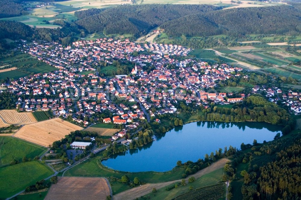 Luftbild Steißlingen - Dorfkern an den See- Uferbereichen des Steißlingen See in Steißlingen im Bundesland Baden-Württemberg