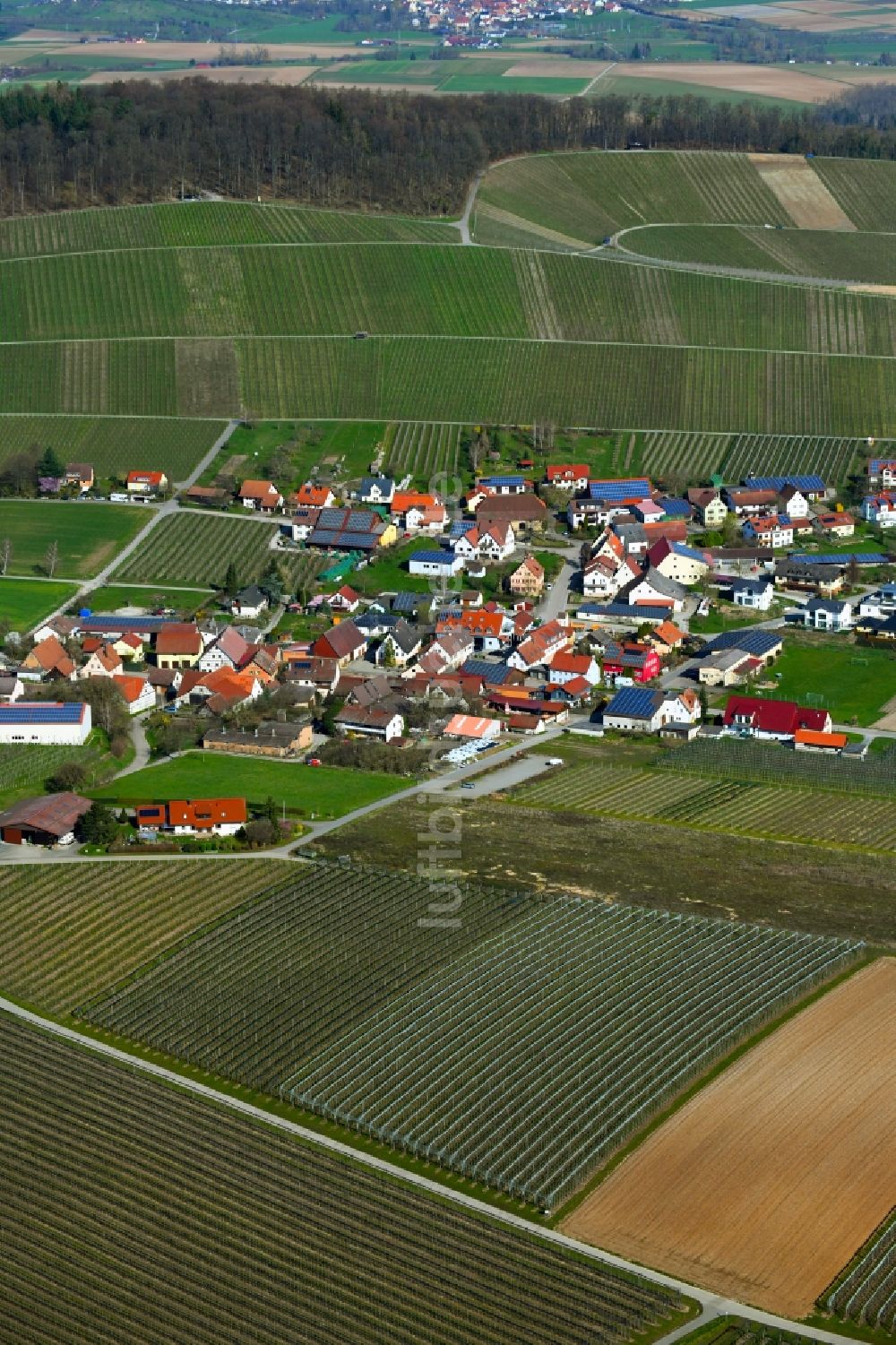 Siebeneich aus der Vogelperspektive: Dorfkern in Siebeneich im Bundesland Baden-Württemberg, Deutschland