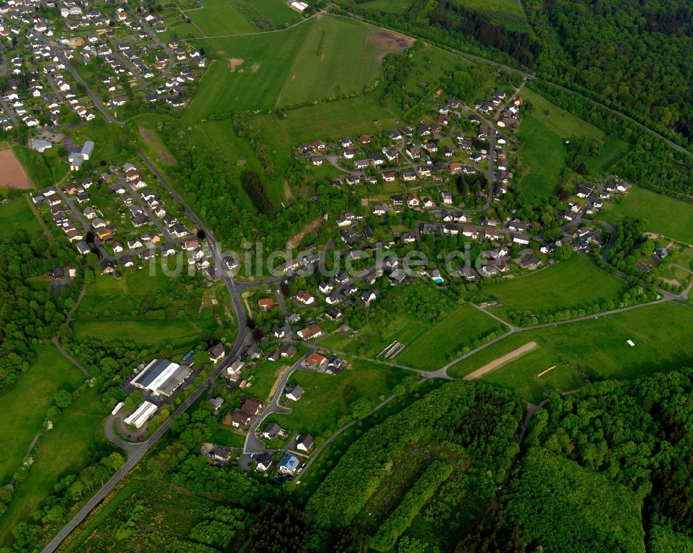 Luftbild Streithausen - Dorfkern in Streithausen im Bundesland Rheinland-Pfalz