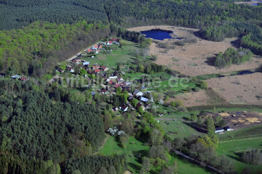 Temmen-Ringenwalde, Poratz von oben - Dorfkern in Temmen-Ringenwalde, Poratz im Bundesland Brandenburg