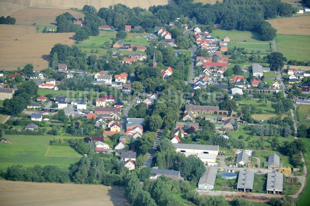 Tempelfelde, Sydower Fließ aus der Vogelperspektive: Dorfkern in Tempelfelde, Sydower Fließ im Bundesland Brandenburg