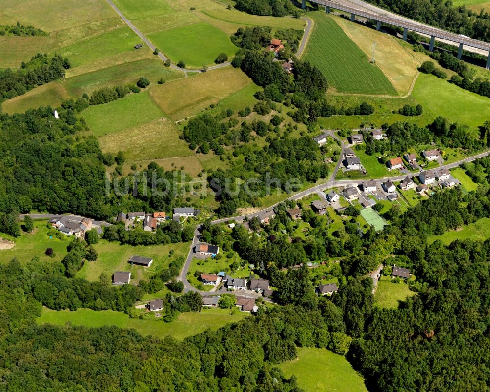 Unterelsaff, Neustadt (Wied) aus der Vogelperspektive: Dorfkern in Unterelsaff, Neustadt (Wied) im Bundesland Rheinland-Pfalz