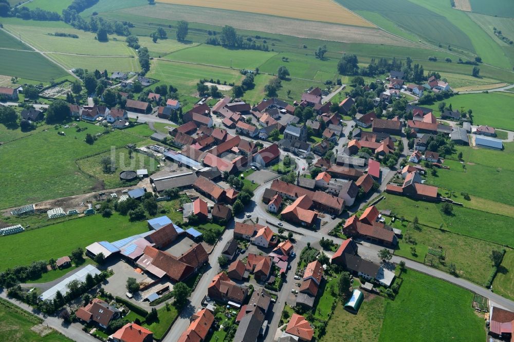 Vasbeck von oben - Dorfkern in Vasbeck im Bundesland Hessen, Deutschland