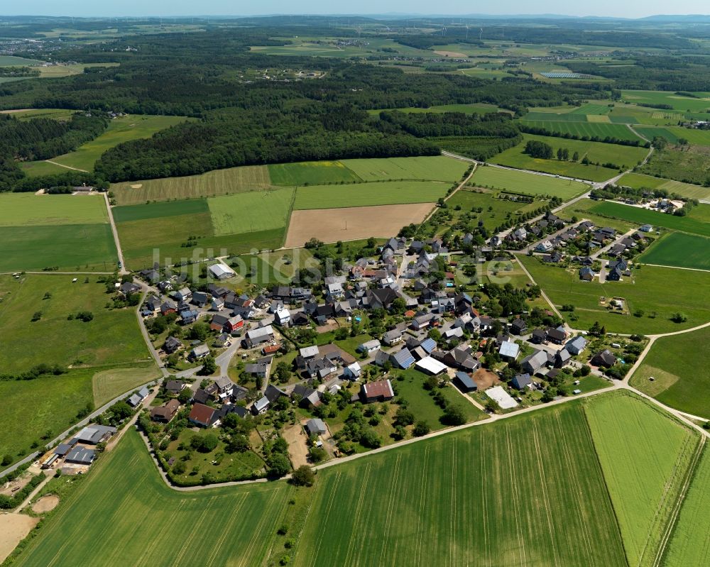 Völkenroth, Bell (Hunsrück) von oben - Dorfkern in Völkenroth, Bell (Hunsrück) im Bundesland Rheinland-Pfalz