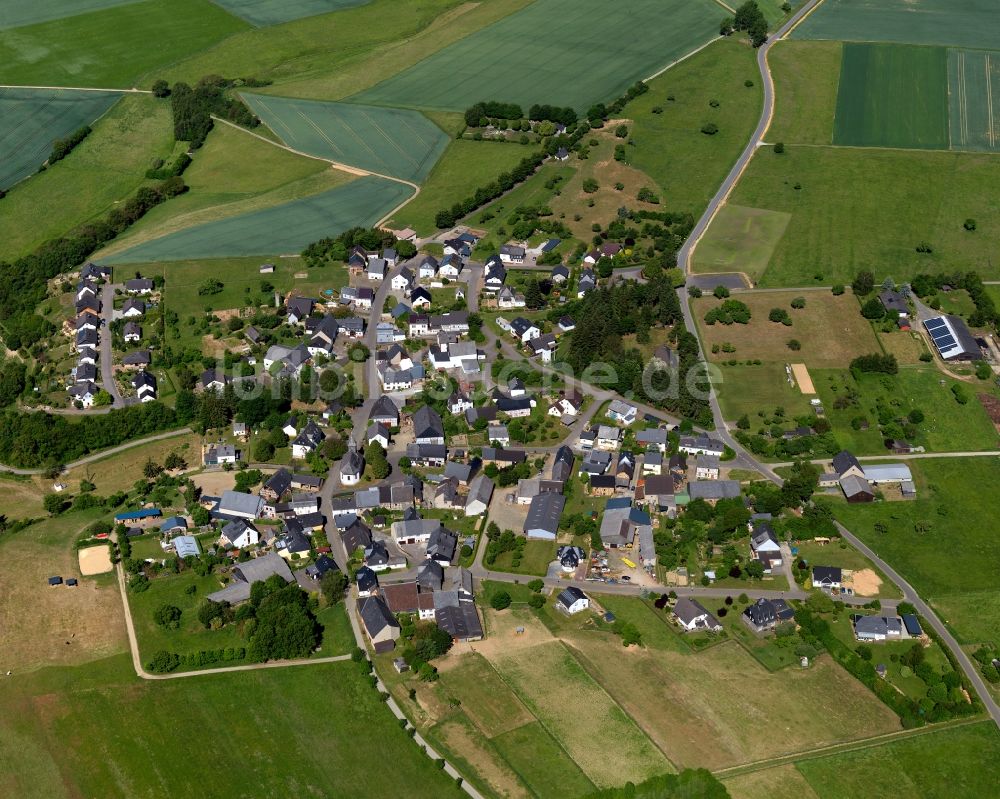 Womrath aus der Vogelperspektive: Dorfkern in Womrath im Bundesland Rheinland-Pfalz