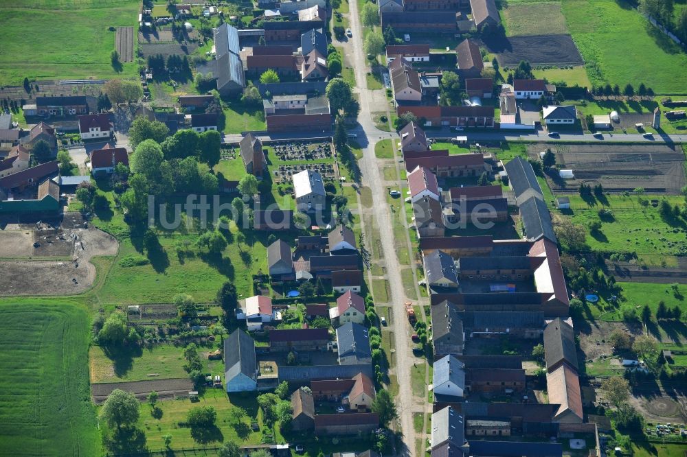 Zauchwitz, Beelitz aus der Vogelperspektive: Dorfkern in Zauchwitz, Beelitz im Bundesland Brandenburg