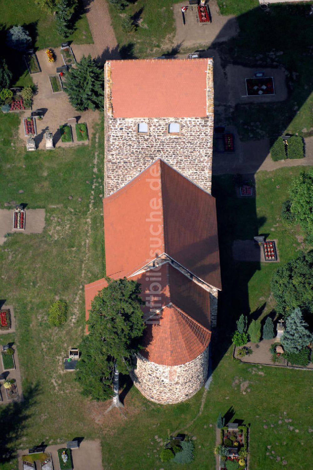 Luftaufnahme Engersen - Dorfkirche Engersen