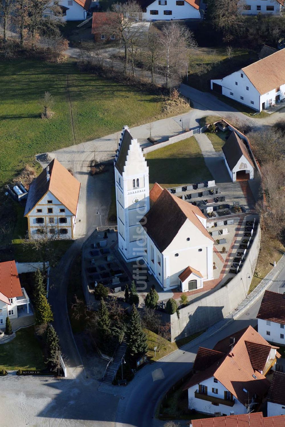 Luftbild Sielenbach - Dorfkirche St. Katharina