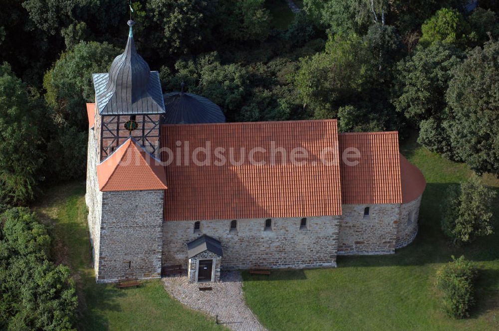 Luftbild Pretzien - Dorfkirche St. Thomas in Pretzien