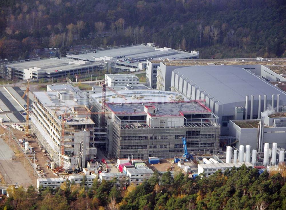 Luftaufnahme Dresden - 14.11.2004 Dresden Erweiterungsbau Infinion Chipfabrik Dresden