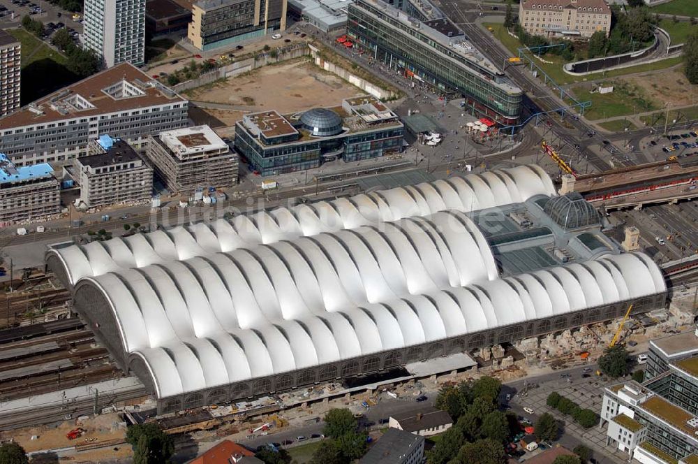 DRESDEN aus der Vogelperspektive: Dresden Hauptbahnhof