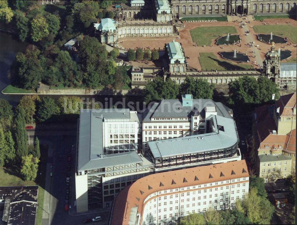 Dresden aus der Vogelperspektive: Dresdner Bank - Neubau am Zwinger in der Dresdner Altstadt