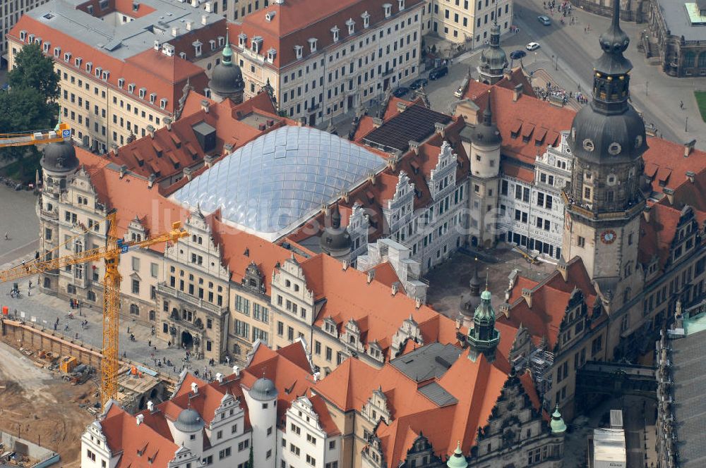 Dresden aus der Vogelperspektive: Dresdner Schloss / Residenzschloss in Dresden