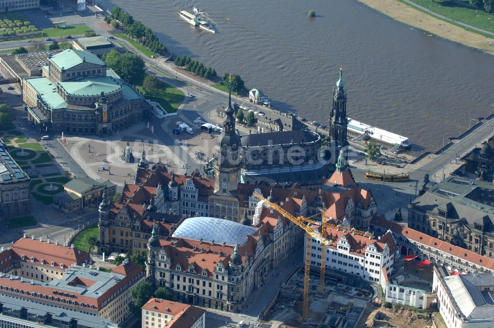 Dresden aus der Vogelperspektive: Dresdner Schloss / Residenzschloss in Dresden