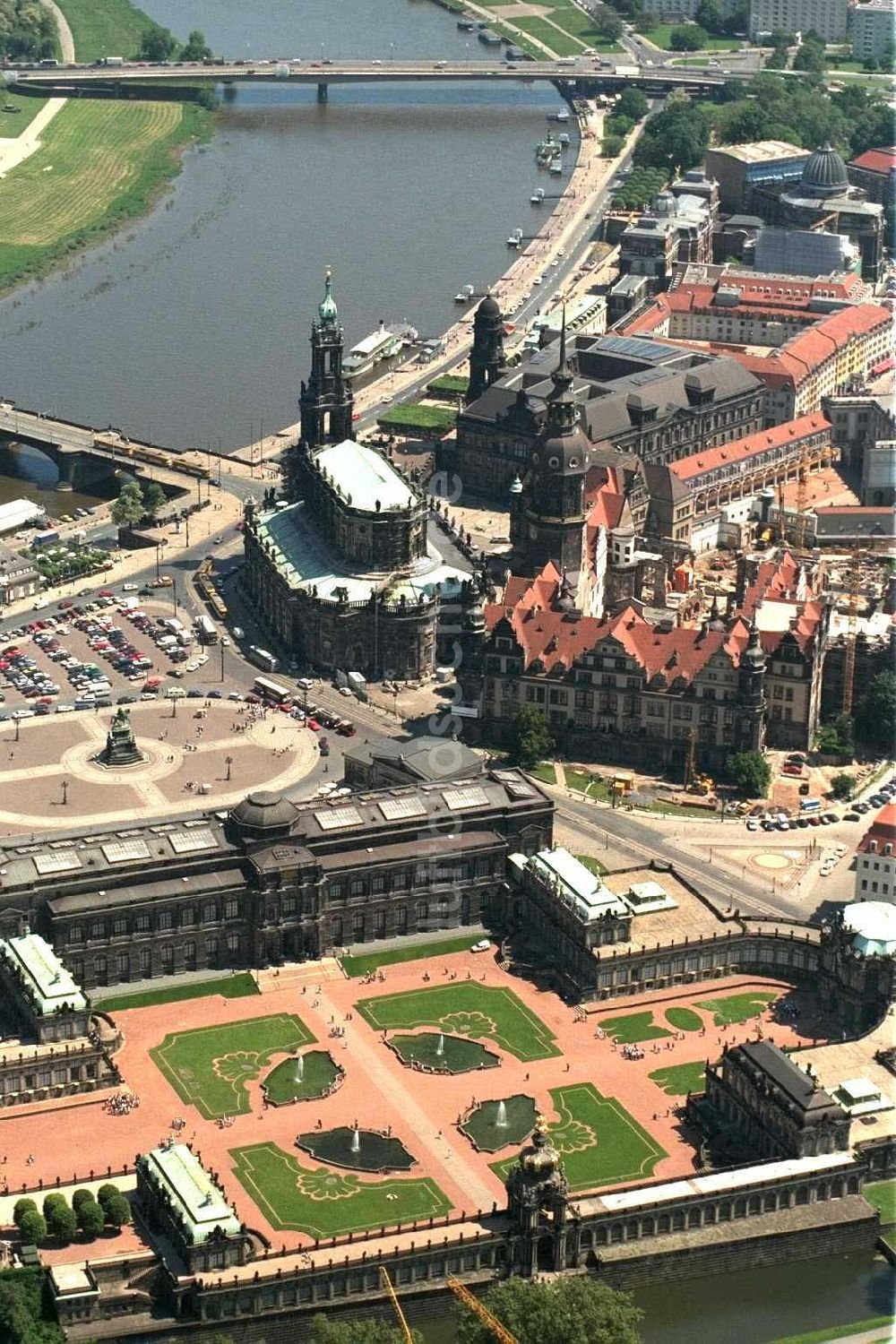 Dresden aus der Vogelperspektive: Dresdner Zwinger