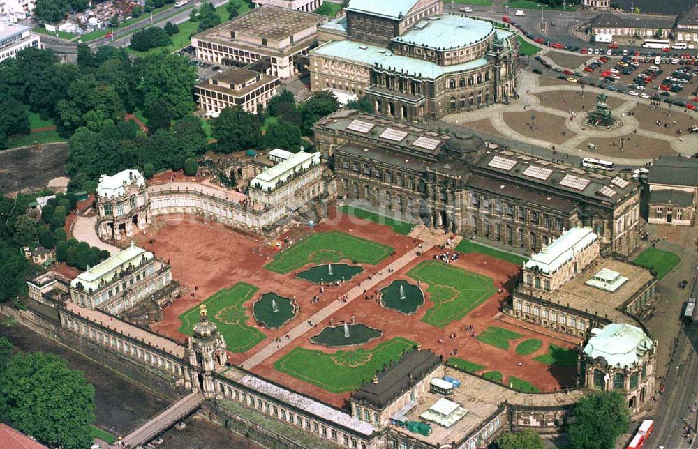 Dresden aus der Vogelperspektive: Dresdner Zwinger