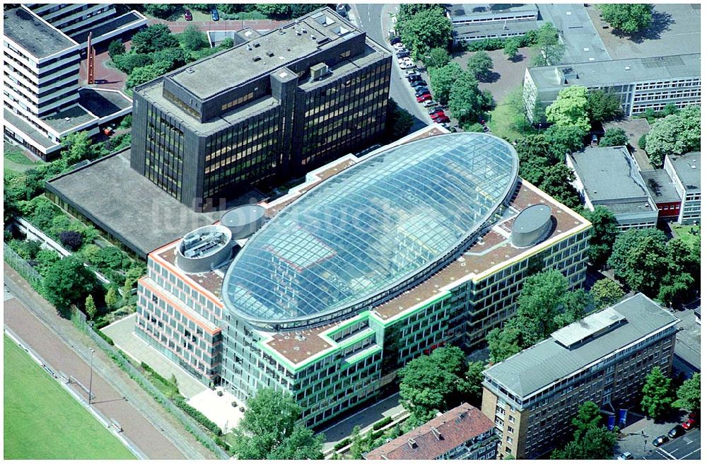 Luftaufnahme Düsseldorf - Düsseldorf, 06.07.2004 Büro- und Geschäftshauskomplex in der Düsseldorfer Innenstadt